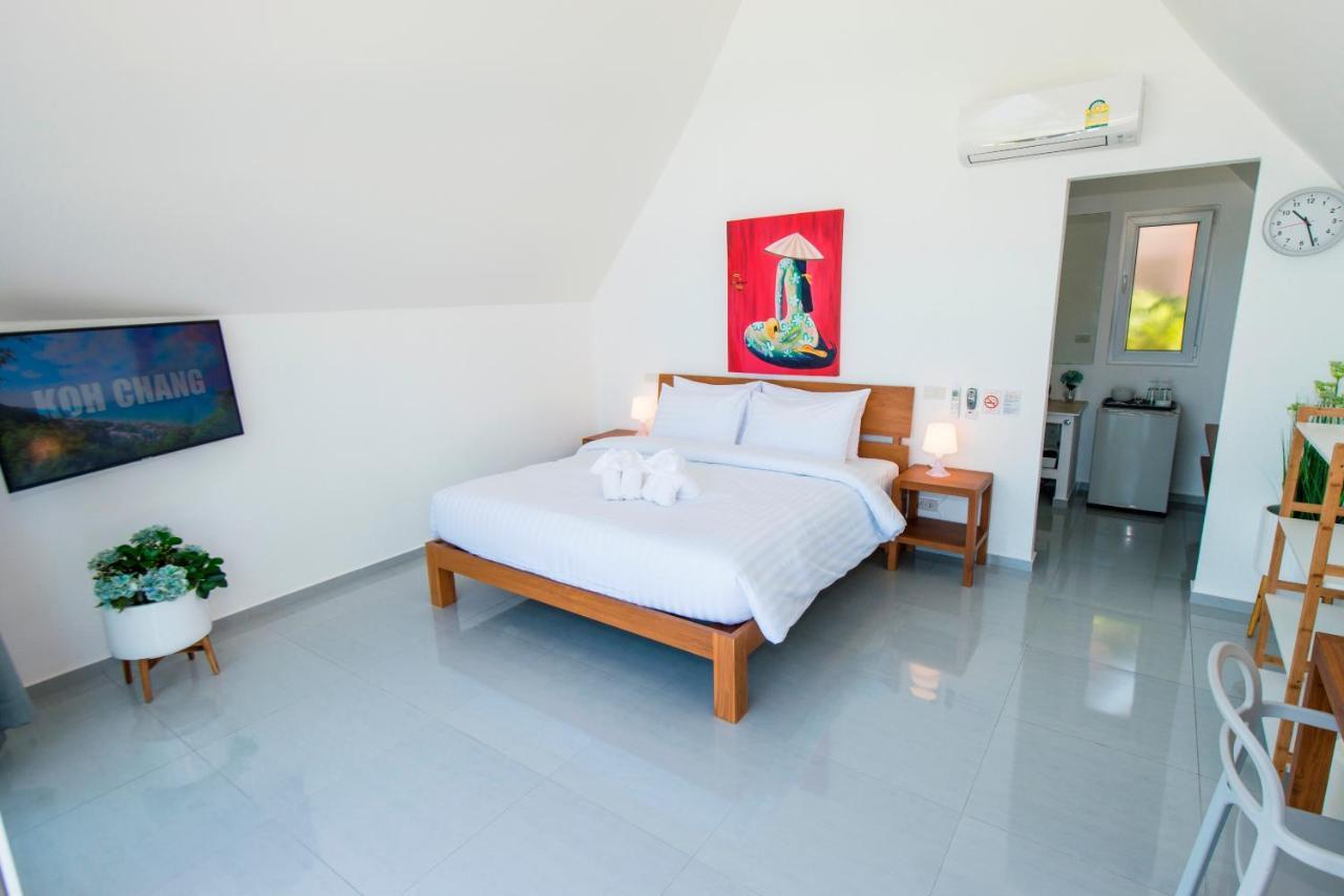 Sunset Emily Villas & Rooms Ко Чанг Номер фото